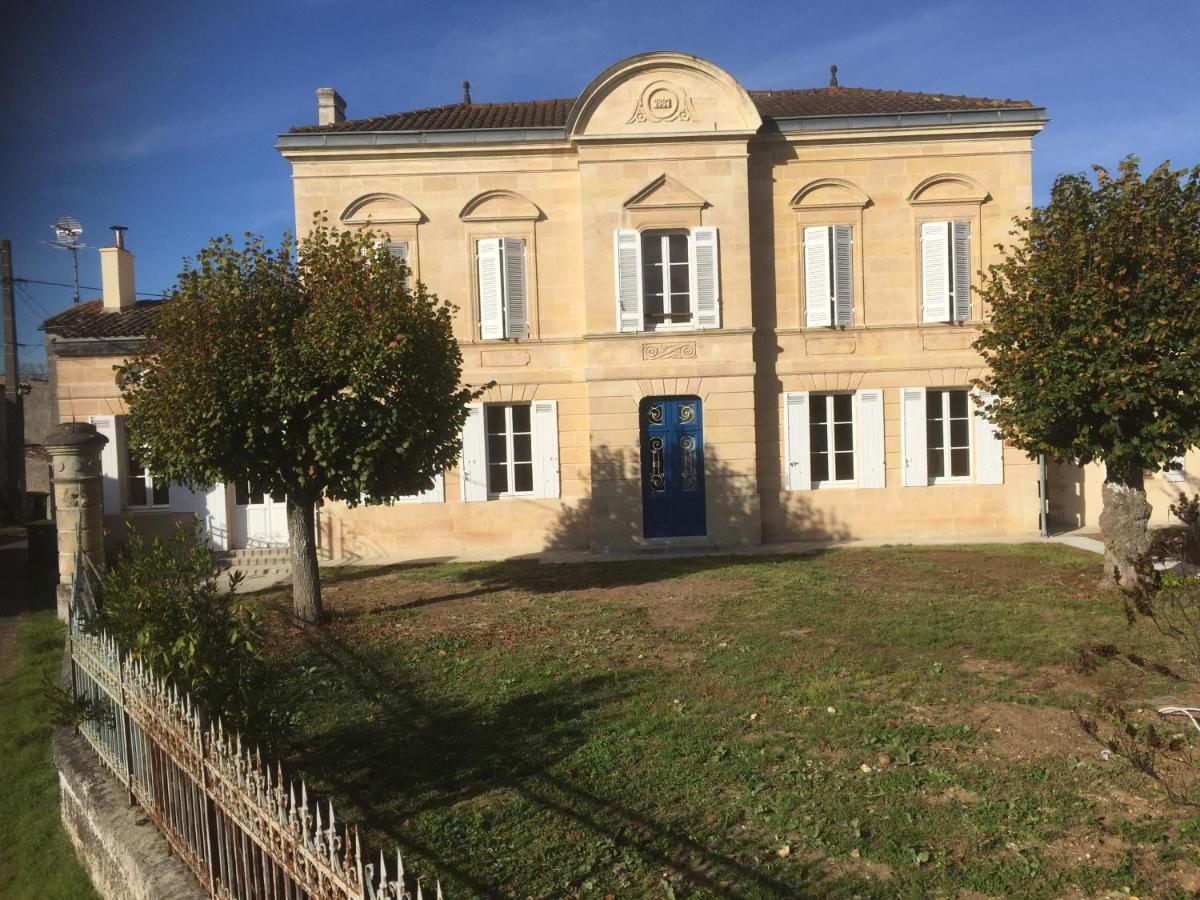 Superbe Gite A La Campagne Dans Le Bordelais Saint-Vivien-de-Blaye ภายนอก รูปภาพ